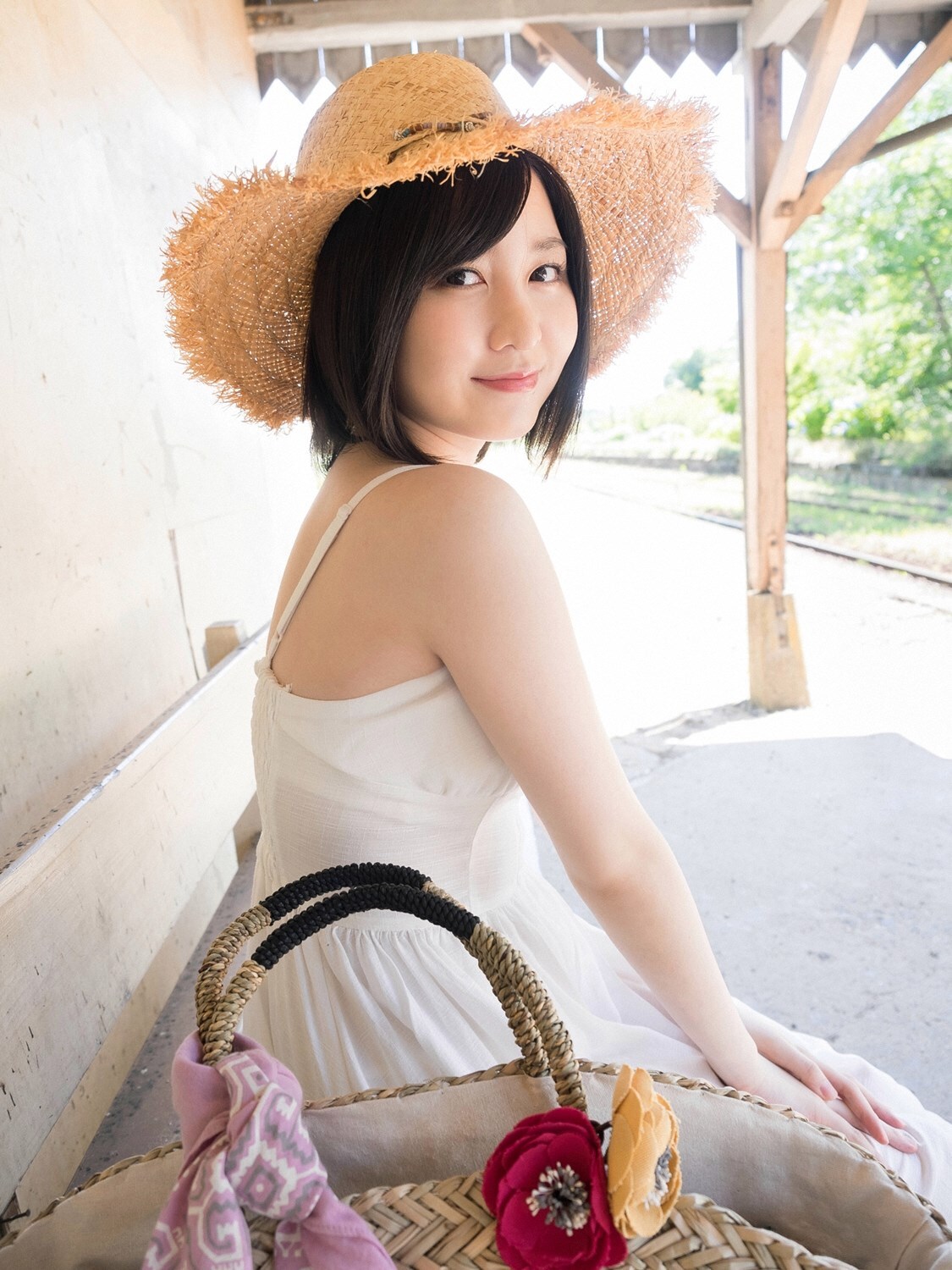 YS-Web-Vol.736 Karen Iwata 岩田華怜